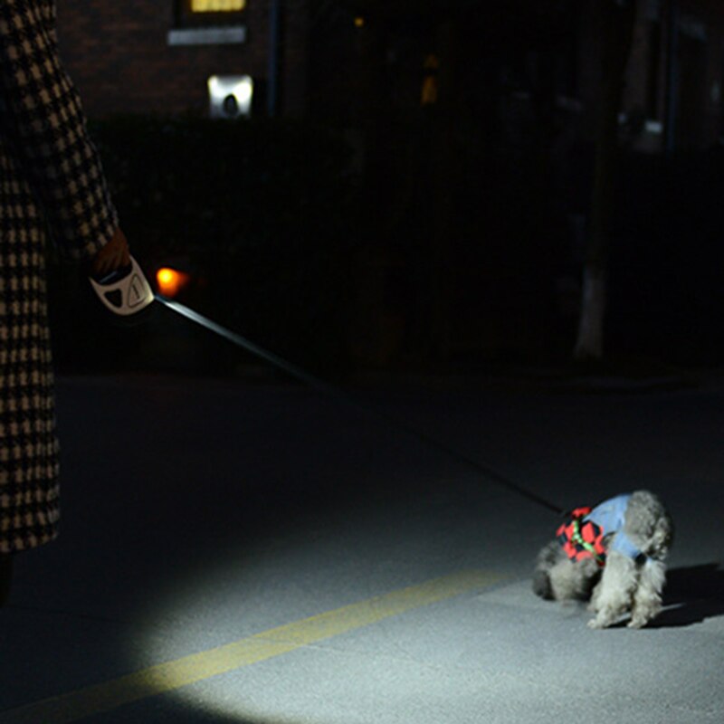 #108 Retractable Dog Leash with Flashlight